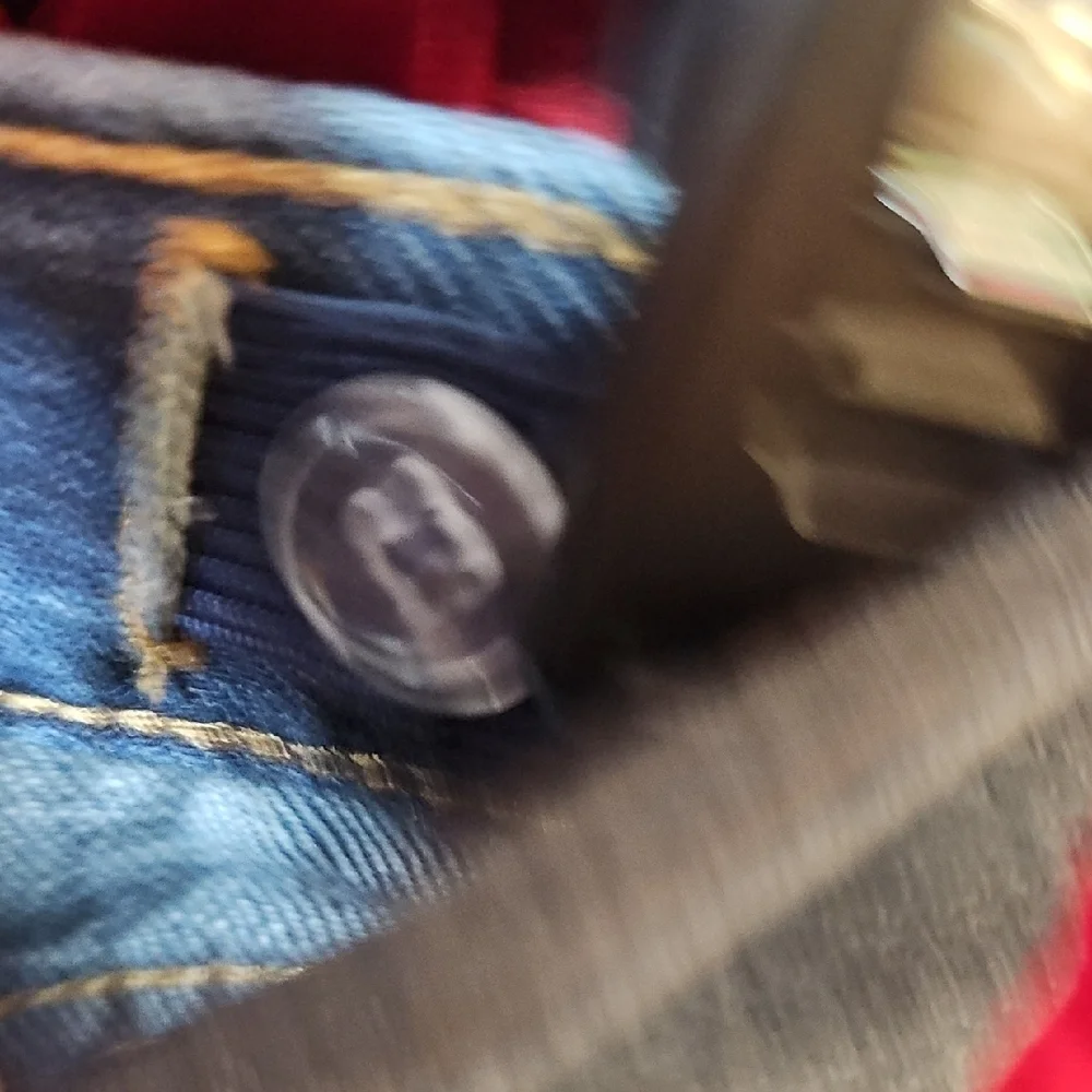 Old Navy NWT Girls Denim Jean Shorts With Cutouts Size 6